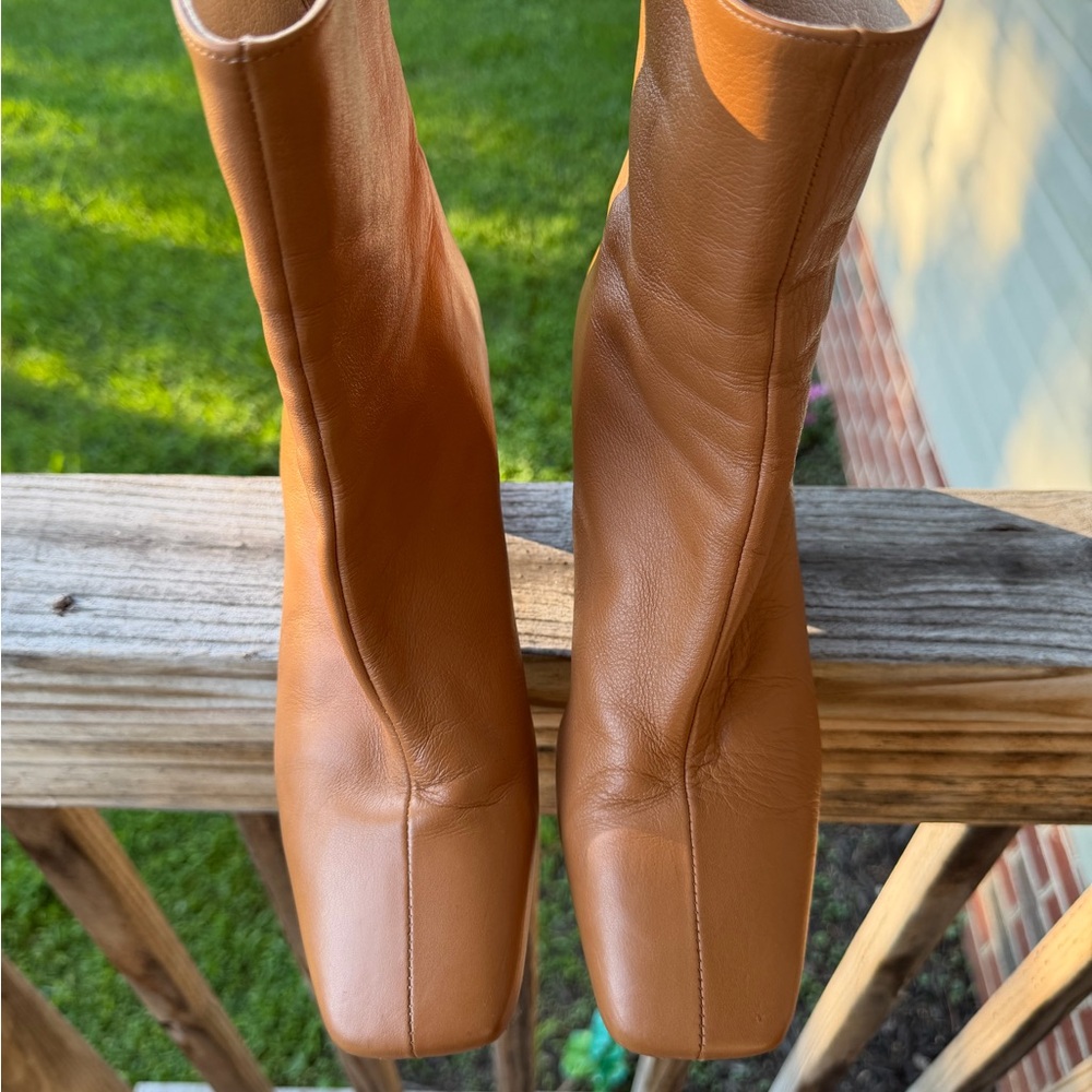 Intentionally Women's Blank Leather Ankle Boots size 39